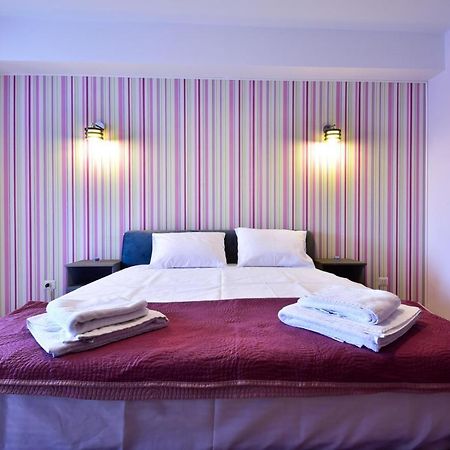 Sunny Luxury Apartment 2 Mamaia Exterior foto